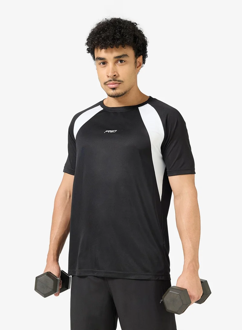 فورورد ملابس رياضية