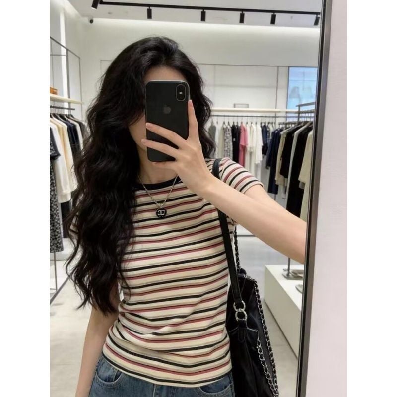 Women's Striped Short Sleeve T-Shirt Slim Fit Round Neck - Image 4