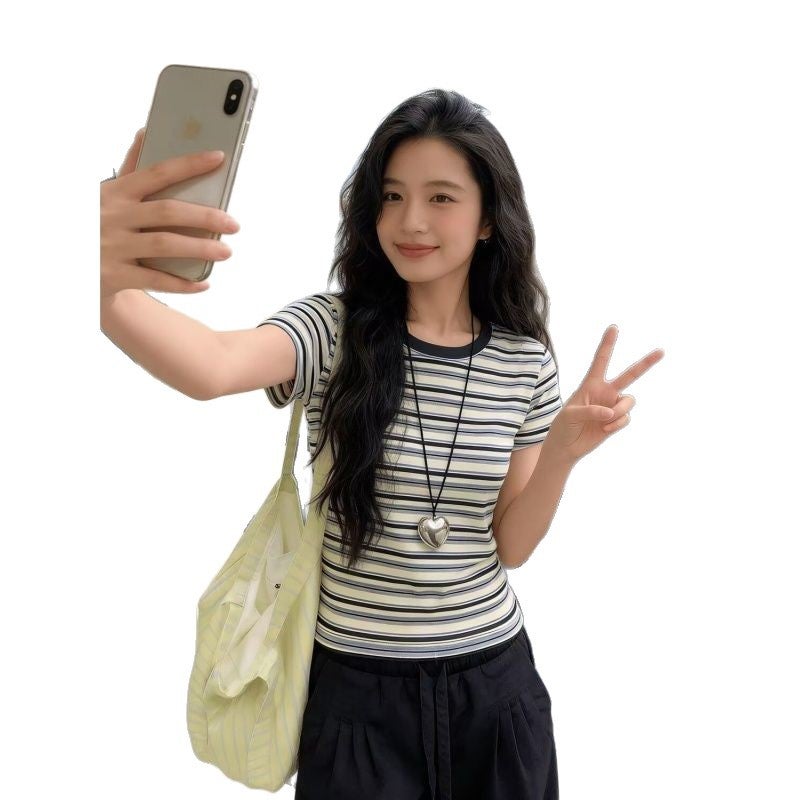 Women's Striped Short Sleeve T-Shirt Slim Fit Round Neck - Image 5