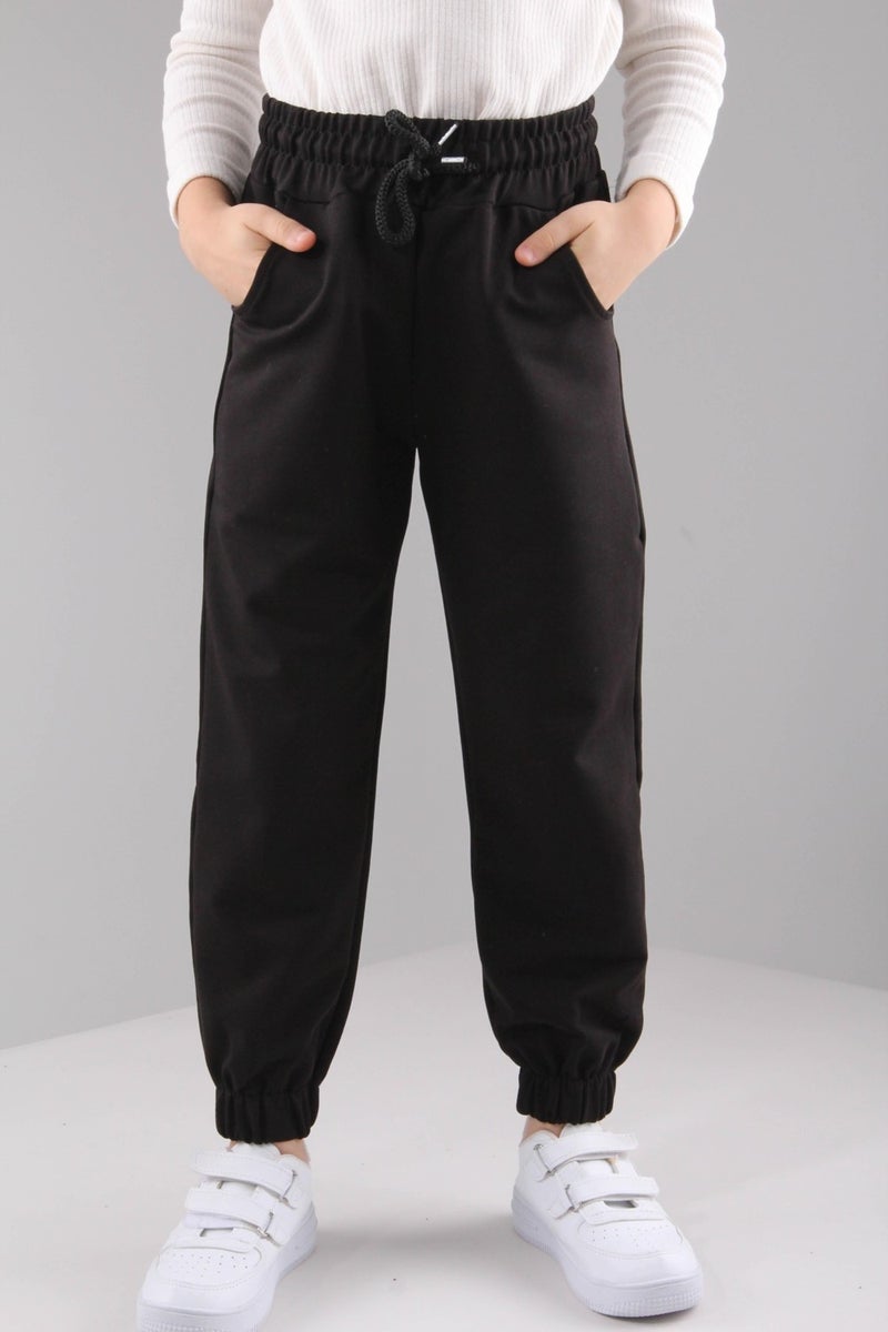 Perendi Elastic Comfortable Cut Pocketed Girls Tracksuit Bottoms Black  - Image 3