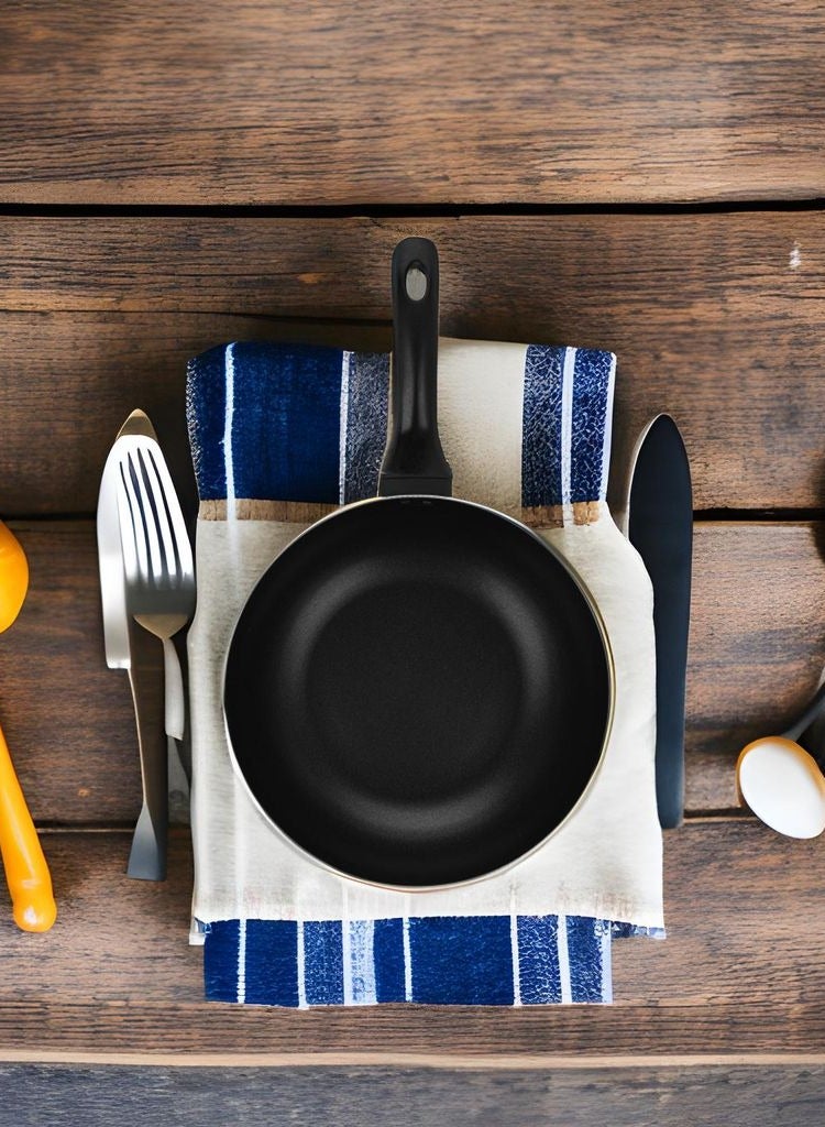 Auroware Non stick 28 cm Wok Pan Pressed Aluminum Three layer coating long lasting - Image 4