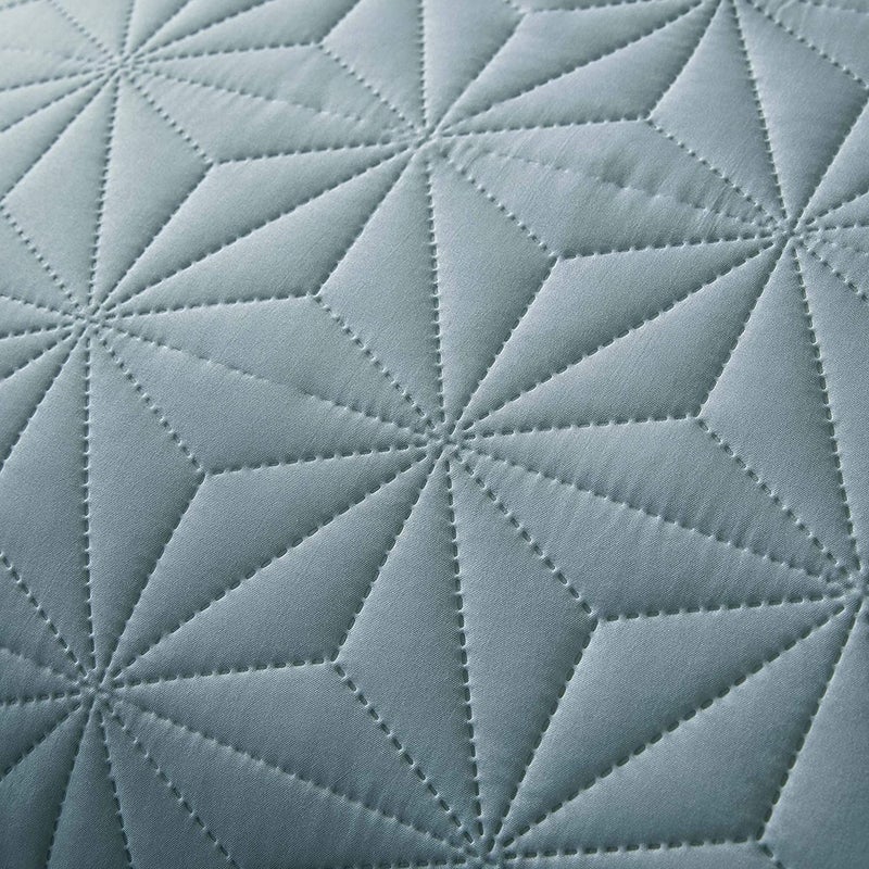 BSB HOME® 100% Cotton Ultrasonic 280 Tc Solid King Size Quilted Bed Cover/Bedsheet with 2 Pillow Covers, (Luxurious, Light Blue, 90X100 Inches, 254X228 Cm) - Image 4