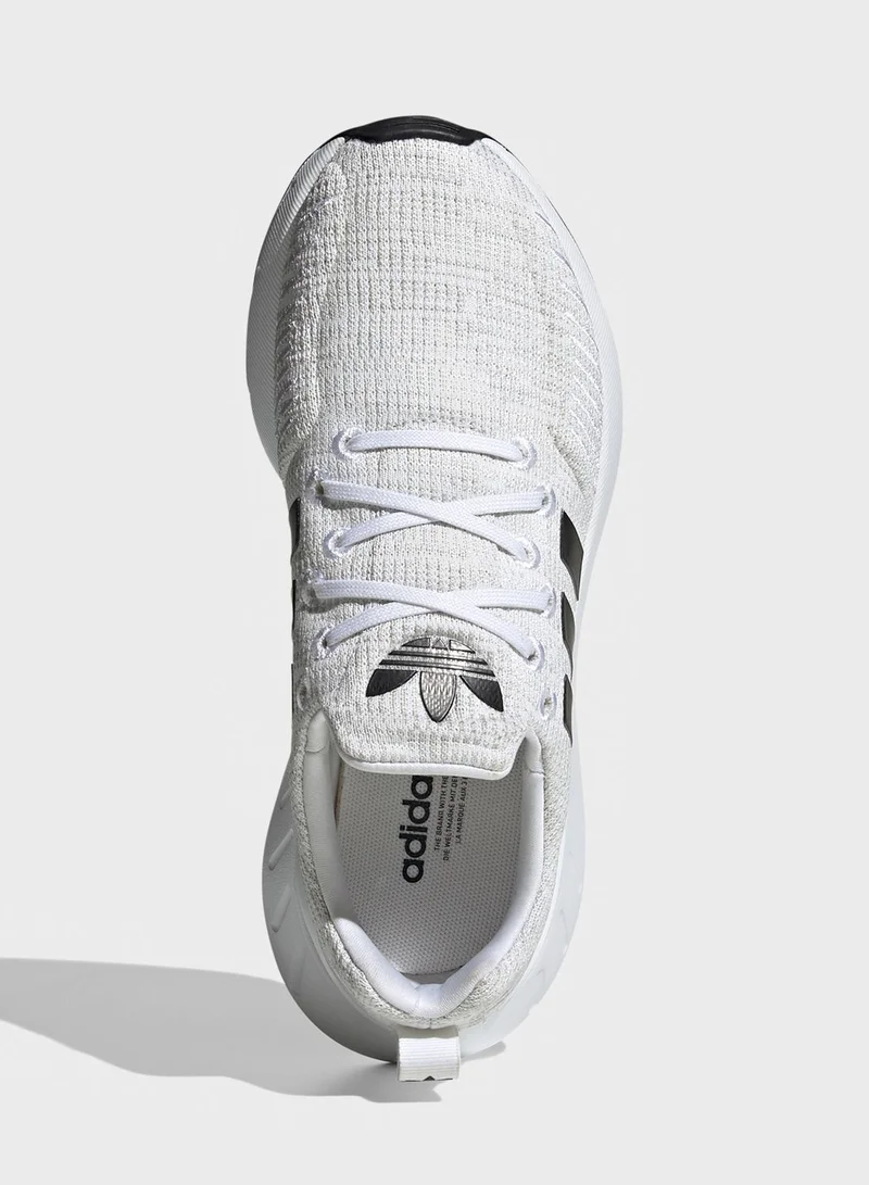 adidas Originals Youth Swift Run 22