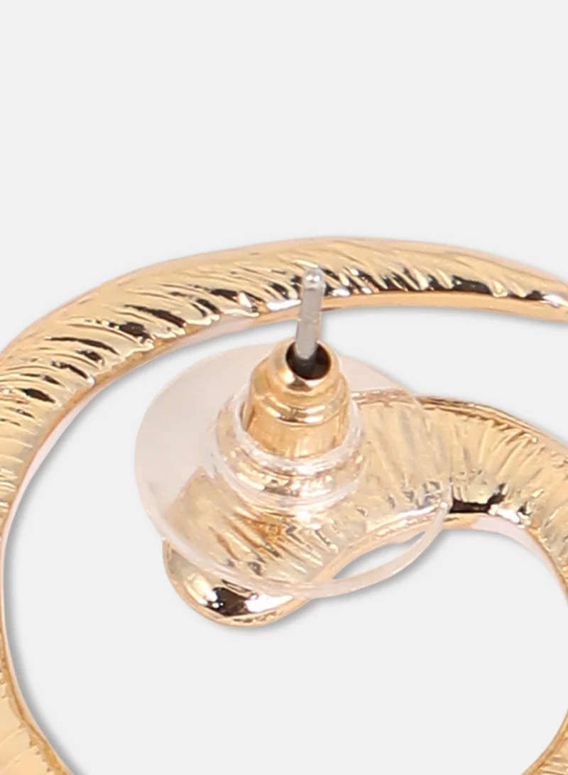 Sohi  Women The Enamel-Spirale Stud Earrings | California Gold Colour | One-Size | Metallic Alloy Material | Push Back Closure | Earrings For Casual & Evening Wear for Women | Best Price UAE