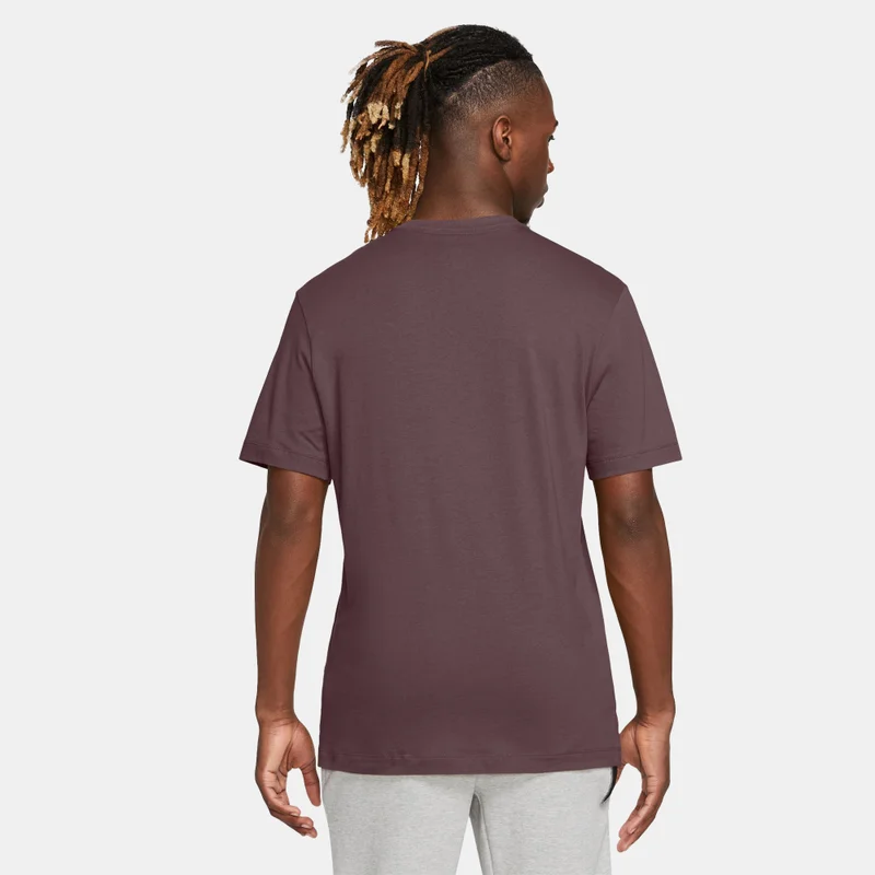 Nike Men's Sportswear Club T-Shirt