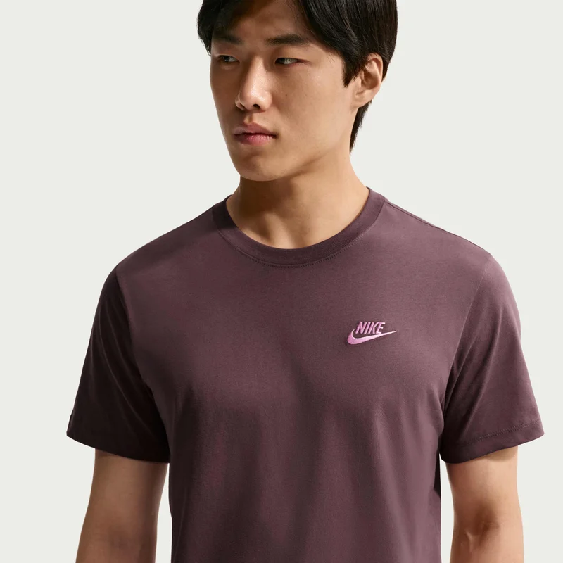 Nike Men's Sportswear Club T-Shirt