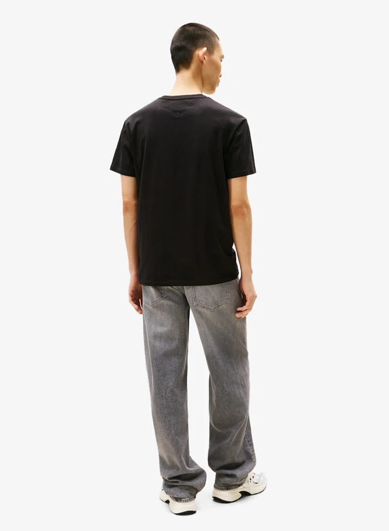 TOMMY JEANS Logo Regular Fit Crew Neck T-Shirt