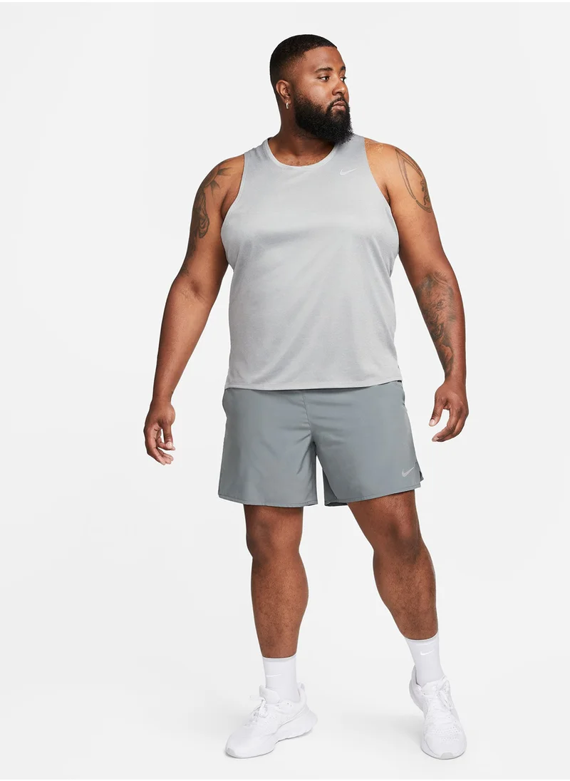 نايكي 7"  Challenger Dri-Fit  2In1 Shorts