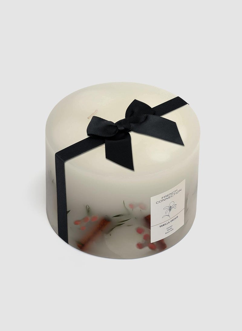 French Connection Botanical Infused Vanilla Orchid Candle 1.5KG - Image 4