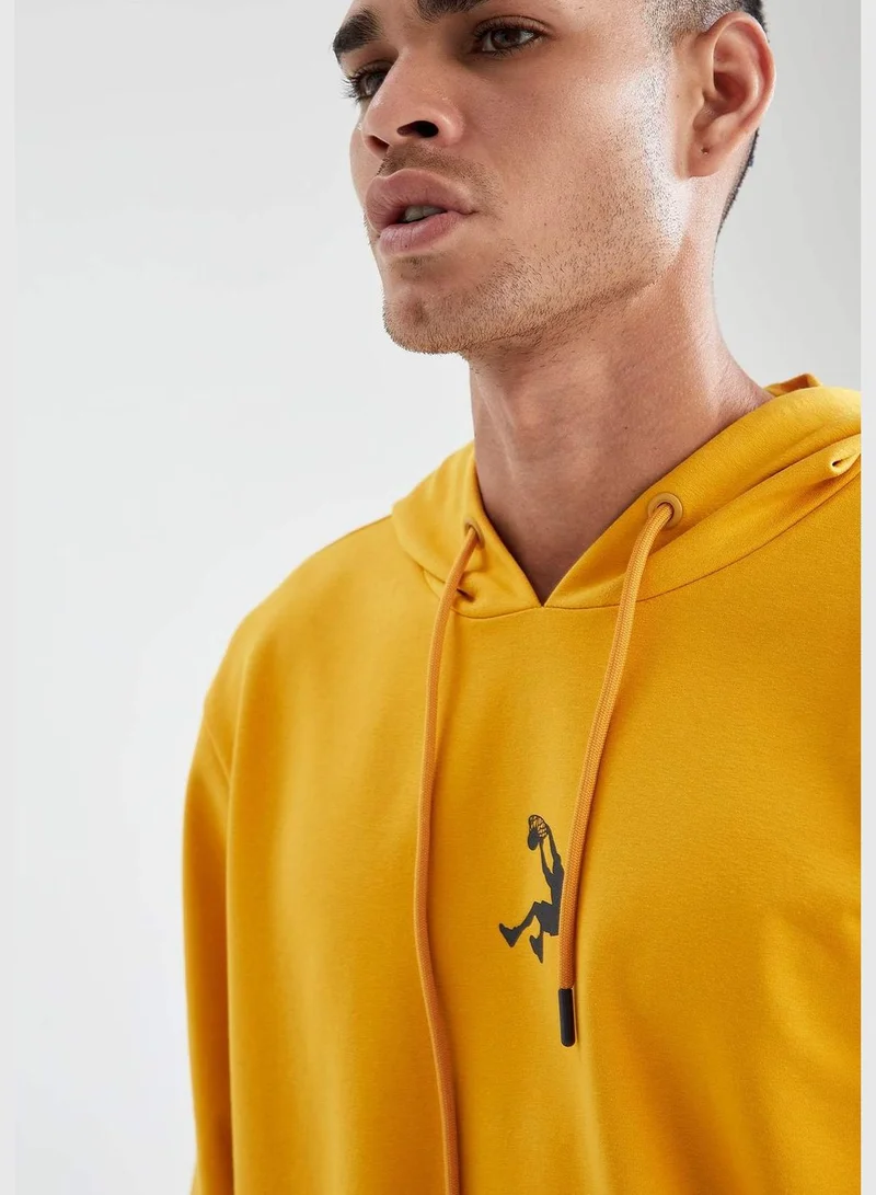 DeFacto Shaquille O'Neal Licenced Standard Fit Long Sleeve Sweatshirt