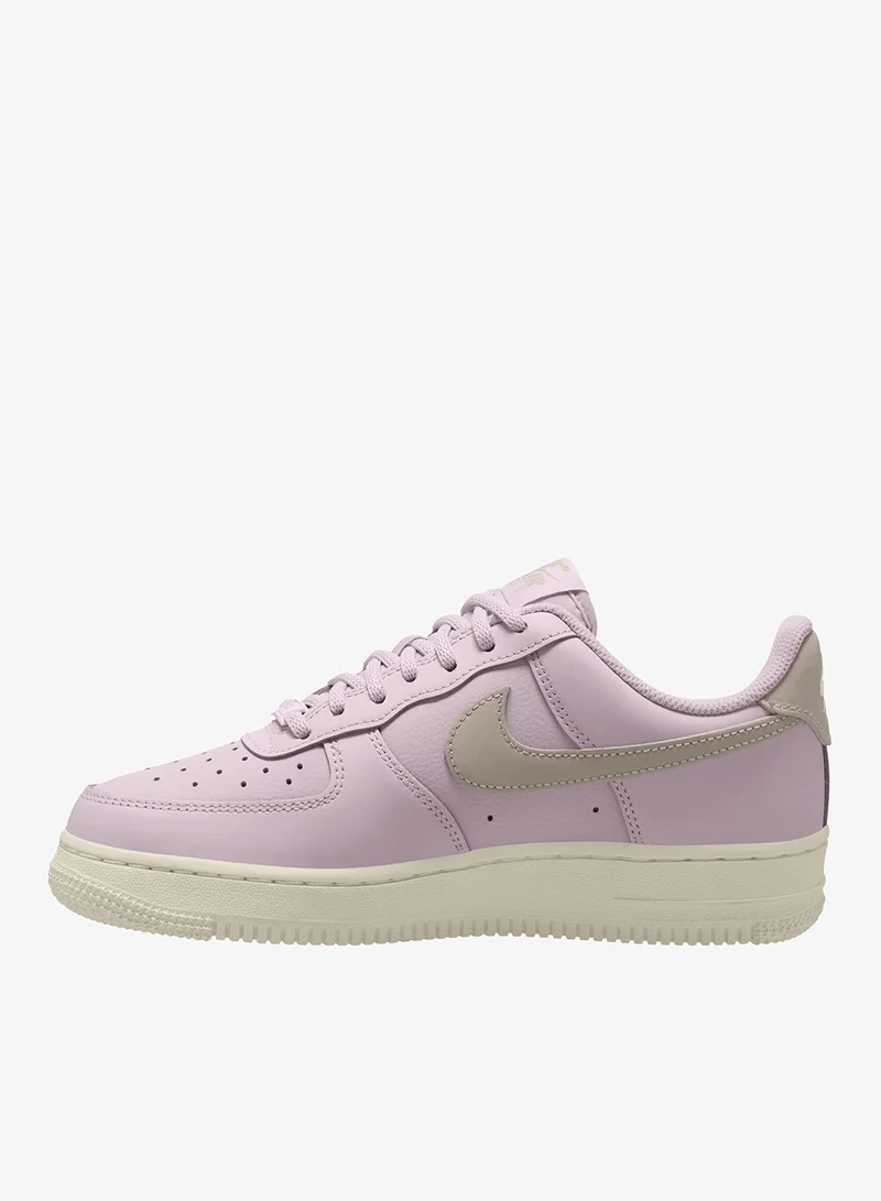 Nike BLEACHED LILAC/CREAM II-SAIL Air Force 1 '07 Ess 2 for Women | Best Price UAE
