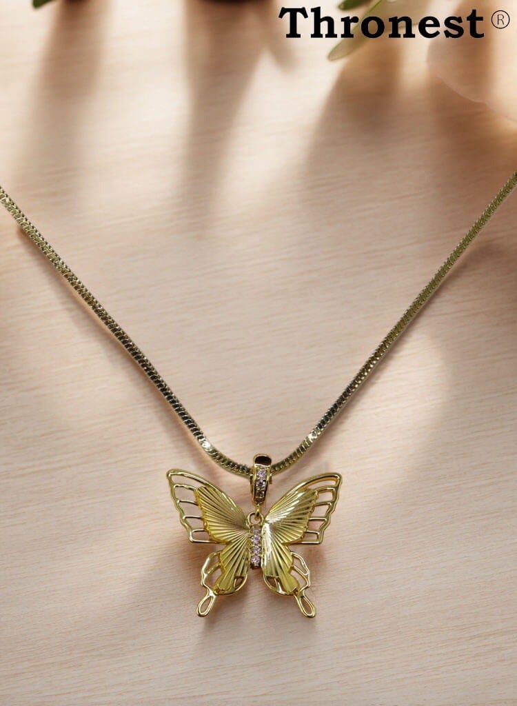 عرش سلسال قلادة فراشة من الذهب عيار 18 قيراط، قلادة فراشة من سلسلة أمي من الذهب عيار 18 قيراط، قلادة بسيطة ومثالية لحفلات الزفاف، مثالية للارتداء اليومي، سلسلة فاخرة لا تسبب الحساسية، تصميم خالد، هدية مثالية لعيد الأم - Image 5