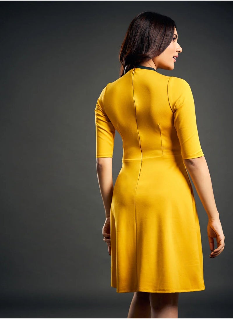 Neck Contrast A-line yellow Dress - pzsku/Z1CE0F418755E6FF1DE0CZ/45/_/1739517456/568b799a-8d7c-4008-b676-e13ddddfc6f1