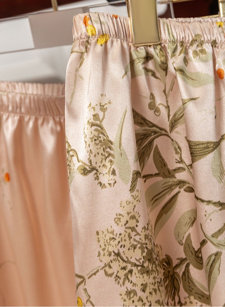 Large Print Five Piece Pajama Home Outfit (Nightgown+2 Camisoles+Pants+Shorts) - Image 5