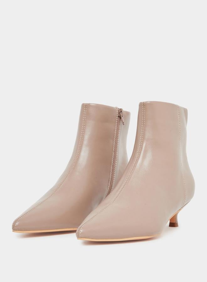 ستايلي حذاء بوت بطول الكاحل ومقدمة مدببة - Image 3