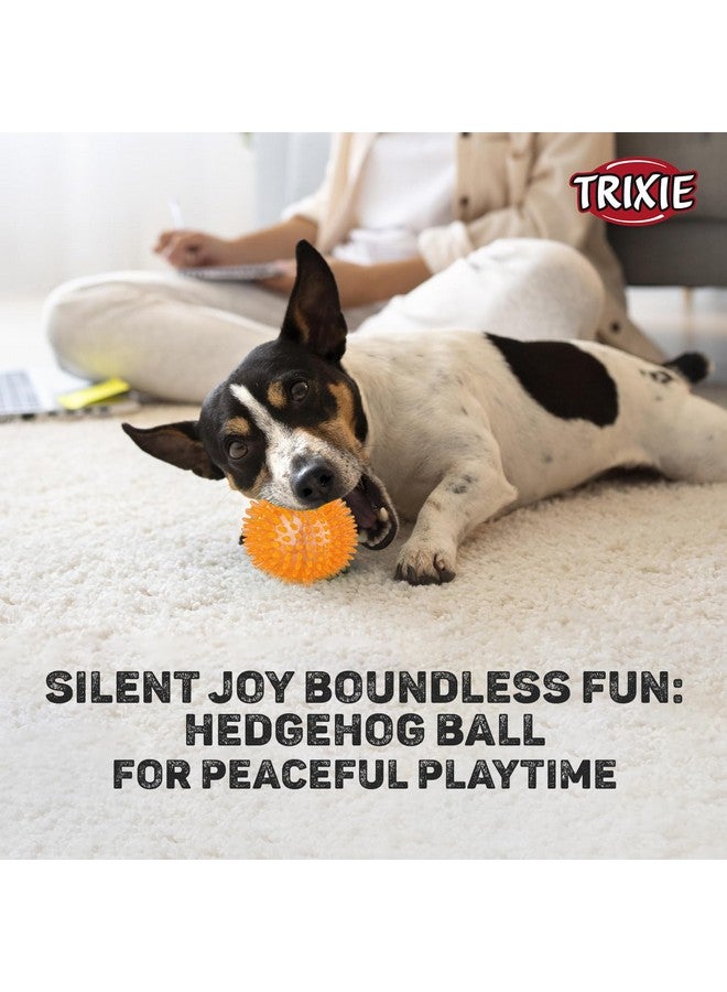 تريكسي لعبة كرة القنفذ للكلاب، محمولة وخفيفة الوزن، لعبة بدون صوت لوقت لعب حيواناتك الأليفة، مادة TPR - 8 سم، عبوة من قطعتين - Image 2