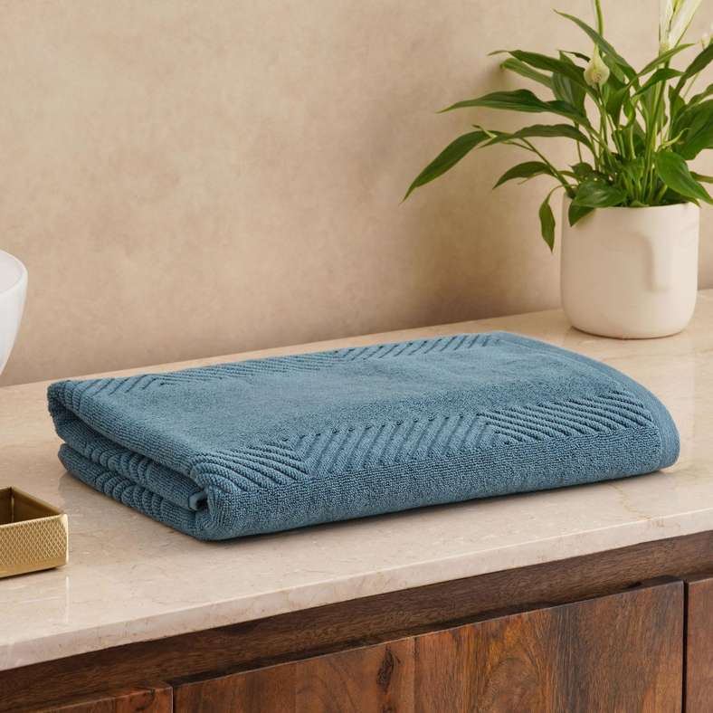 Embossa Textured Bath Towel 70X140cm - Blue