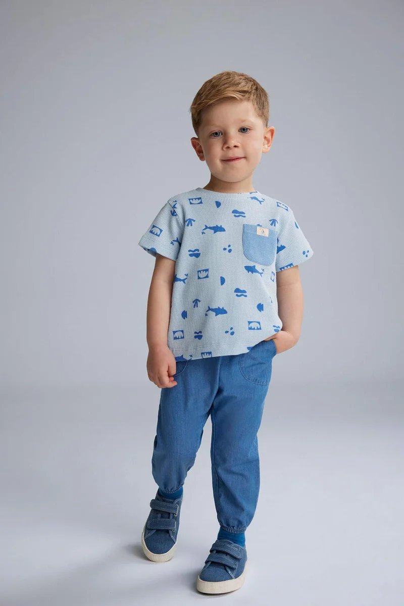 ديفاكتو Baby Boy Printed T-Shirt Jeans 2 Piece Set