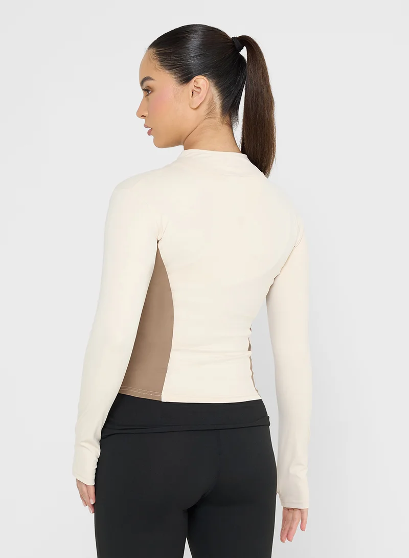 FRWD Sculpting Colorblock Zip Up Top