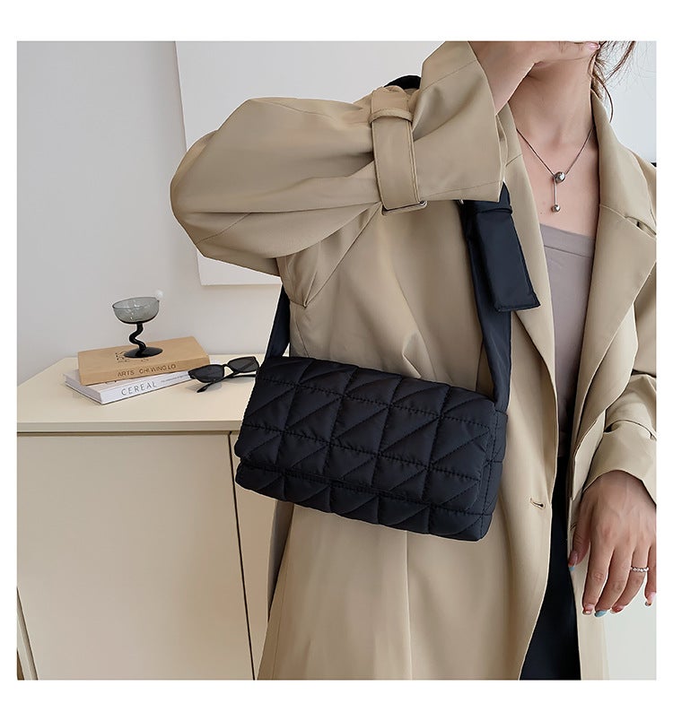 Early Autumn New Korean Fashionable Women'S Shoulder Cotton Bag 2022 Simple And Generous Handbag Fashion Plaid Cotton Bag - Image 1