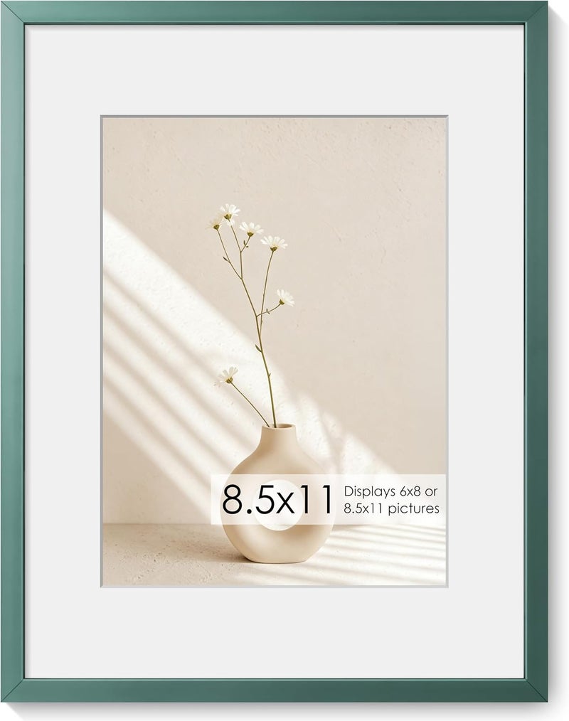 Fun Memories إطار صور 8.5x11 من ذكريات ممتعة مع حشوة قابلة للإزالة مقاس 6x8، إطارات صور ألومنيوم 8.5x11 - مثالي للعرض على الحائط أو الطاولة - يتضمن ملحقات تعليق وخطاف حائط - أخضر - مجموعة من 1 - Image 1