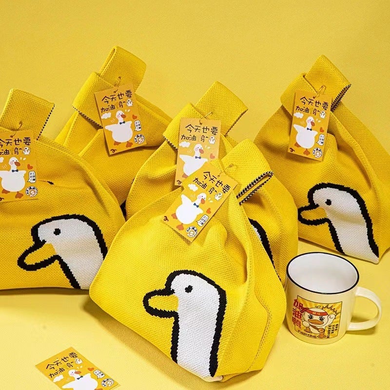 Knitted Bag Bucket Bag Portable Tote Bag Outgoing Fashion Portable Storage Bag Knitted Bag Hand Gift Bag - Image 1