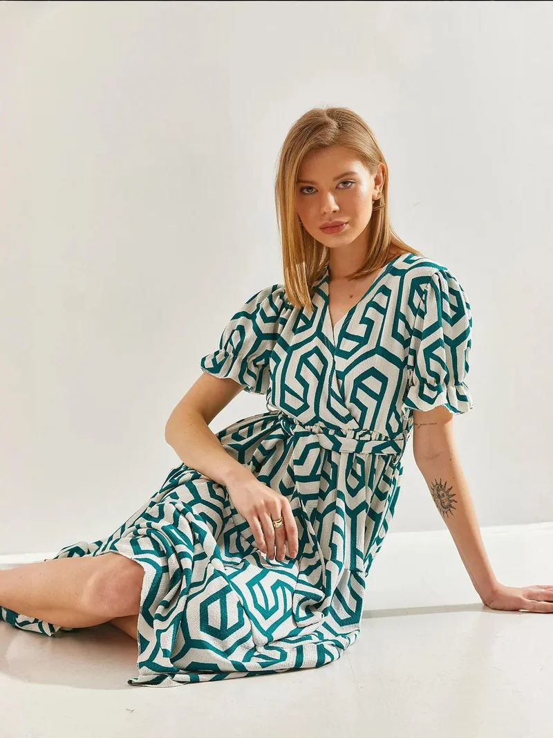 Bianco Lucci Green LUCCI Geometric Pattern V-Neck Midi Dress with Belt for Women | Best Price UAE