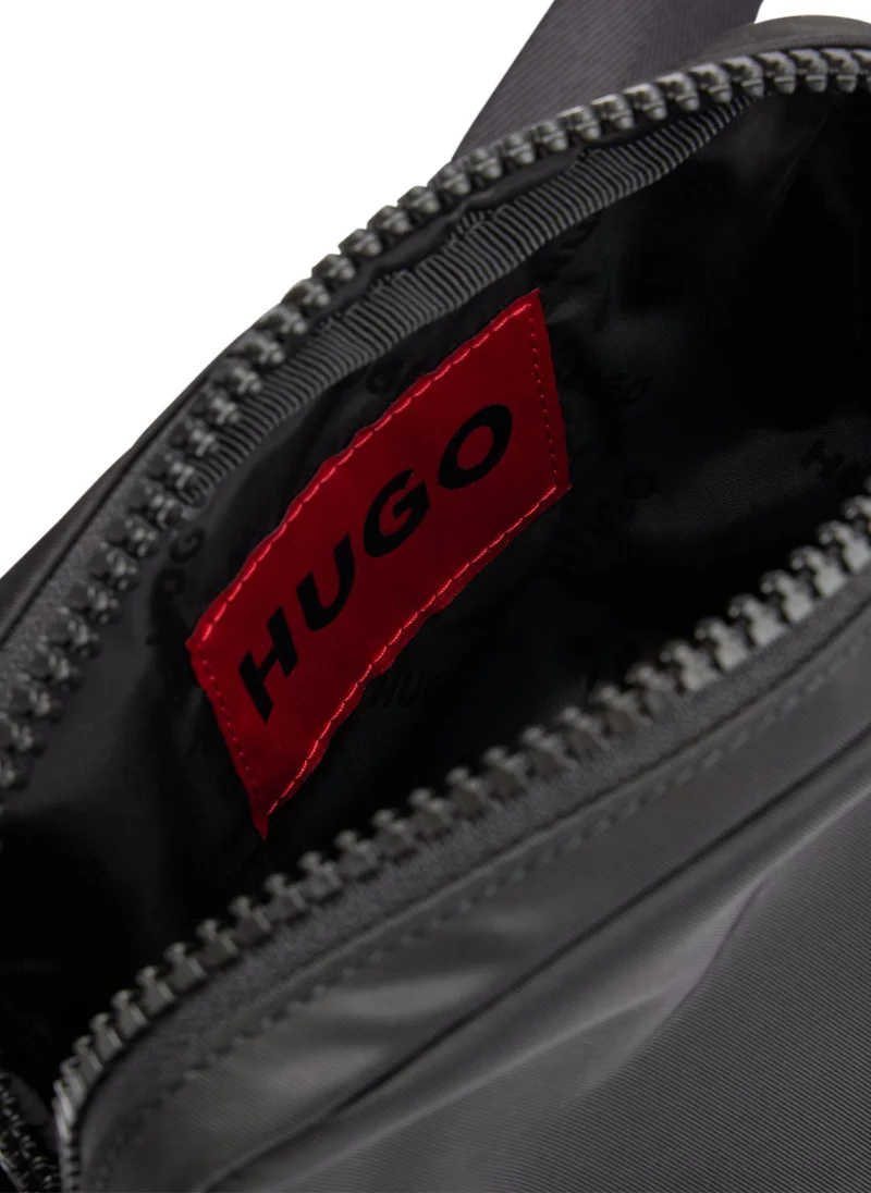 HUGO Reporter bag with red logo patch