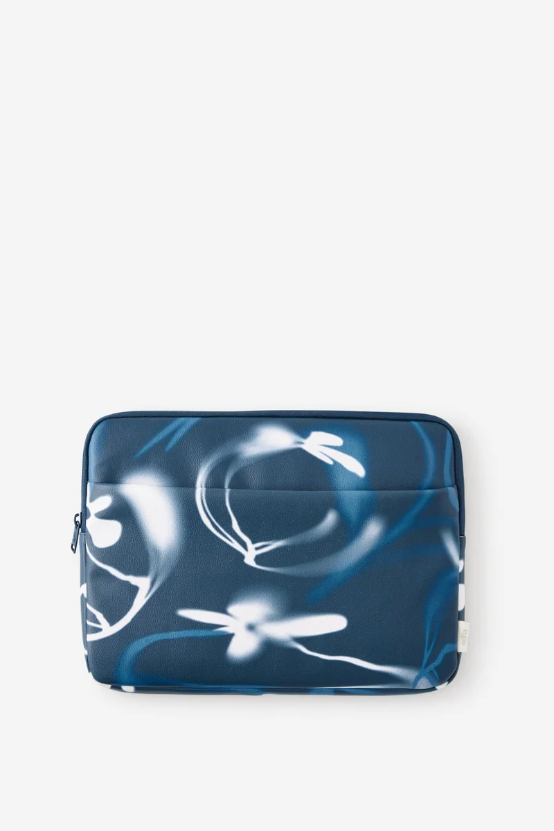 Typo Pro 14 Inch Laptop Case