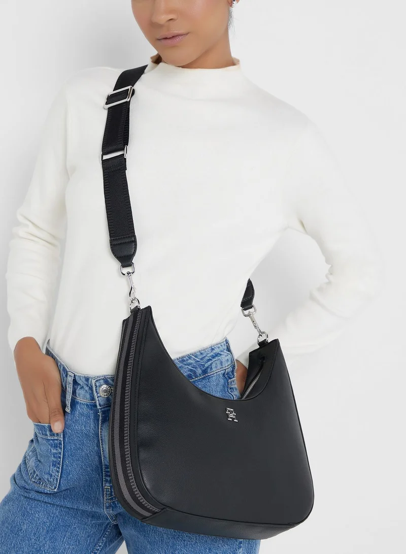 TOMMY HILFIGER Essential Crossbody Bag