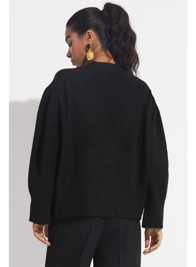 جون June V-Neck Cardigan Black