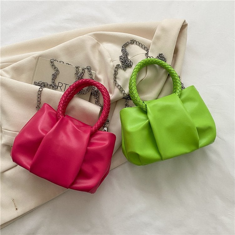 Fashion Woven Handle Cloud Bag 2025 New Trendy Solid Color Women's Pouch Wrinkled Soft Leather Chain Crossbody Bag - Image 2