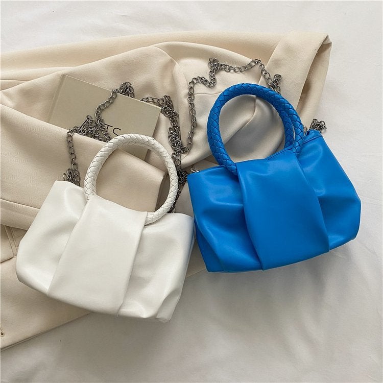 Fashion Woven Handle Cloud Bag 2025 New Trendy Solid Color Women's Pouch Wrinkled Soft Leather Chain Crossbody Bag - Image 3