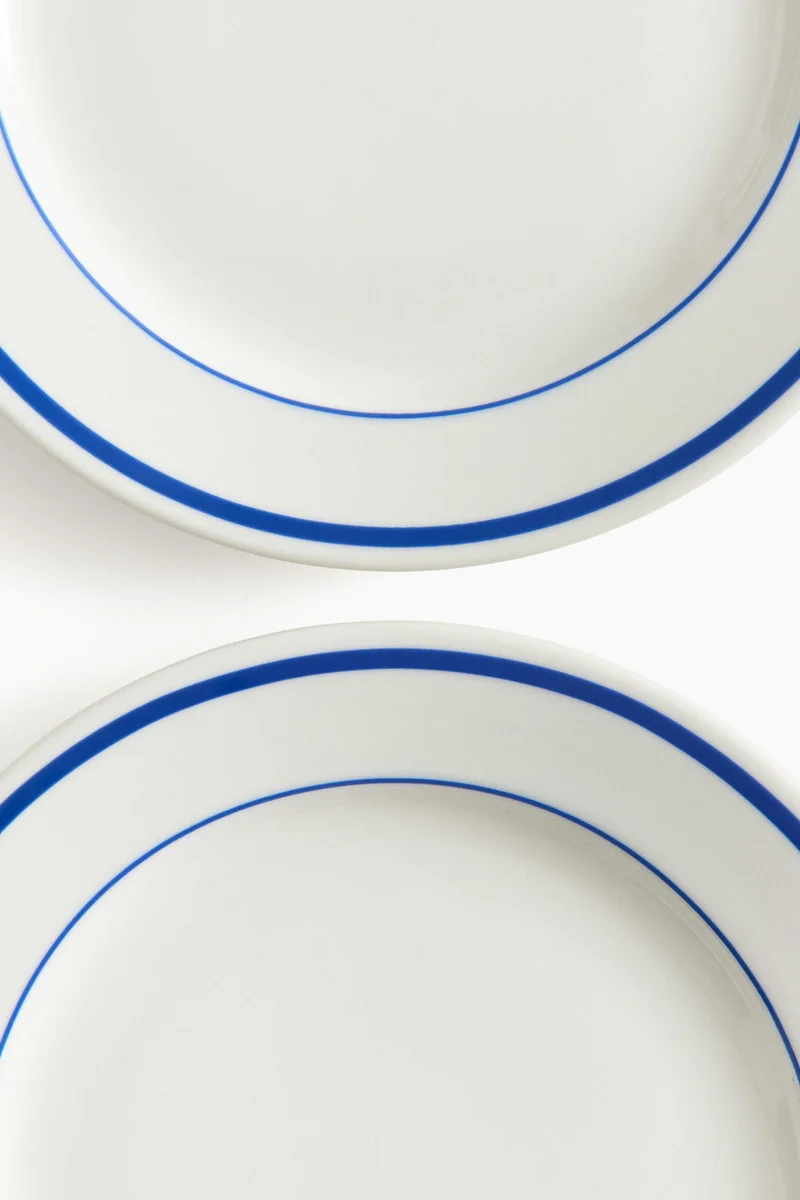 H&M 2-pack porcelain mid plates