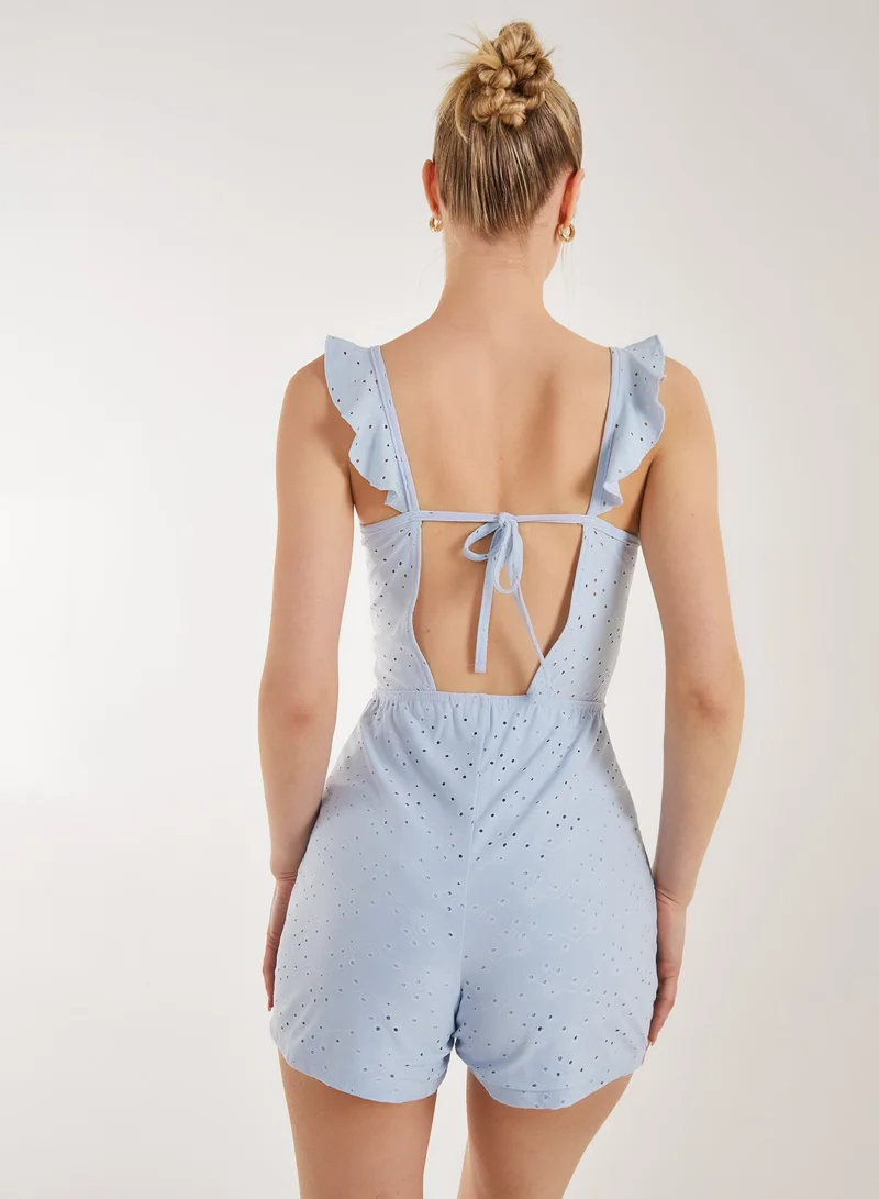 بينك فانيلا جمبسوت بتفاصيل مطرزة من الخلف