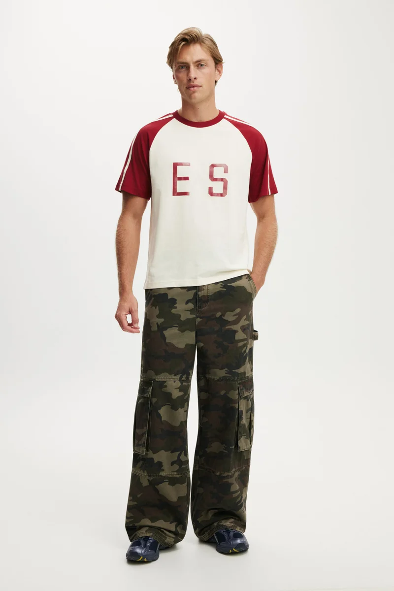 كوتون اون Everyday Fit Graphic T-Shirt