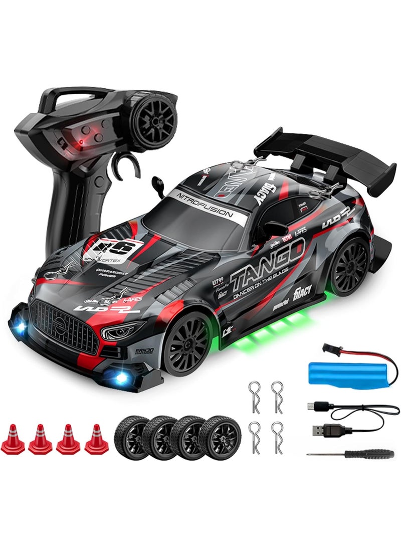 LBMT سيارة سباق RC بمقياس 1:24 مع بطارية قابلة لإعادة الشحن،سيارة سباق رياضية عالية السرعة 2.4 جيجا هرتز مع أضواء LED وعجلات سباق وانجراف، لعبة سباق RC للأولاد والبنات والأطفال (أسود) - Image 1
