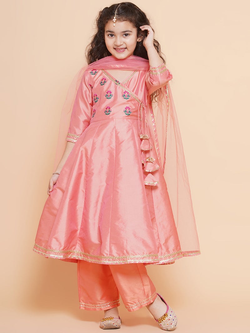 PRASHA Placement Embroidered Three-Fourth Sleeves Above Knee Length Silk Kurta & Trouser With Dupatta - Peach - Image 1