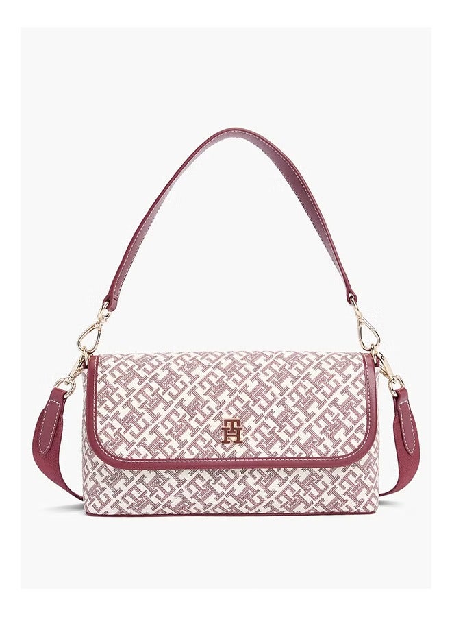 Tommy Hilfiger Plus The new Tommy Hilfiger Plus women's bag is a fashionable and versatile small square bag and a single-shoulder crossbody bag  - Image 1