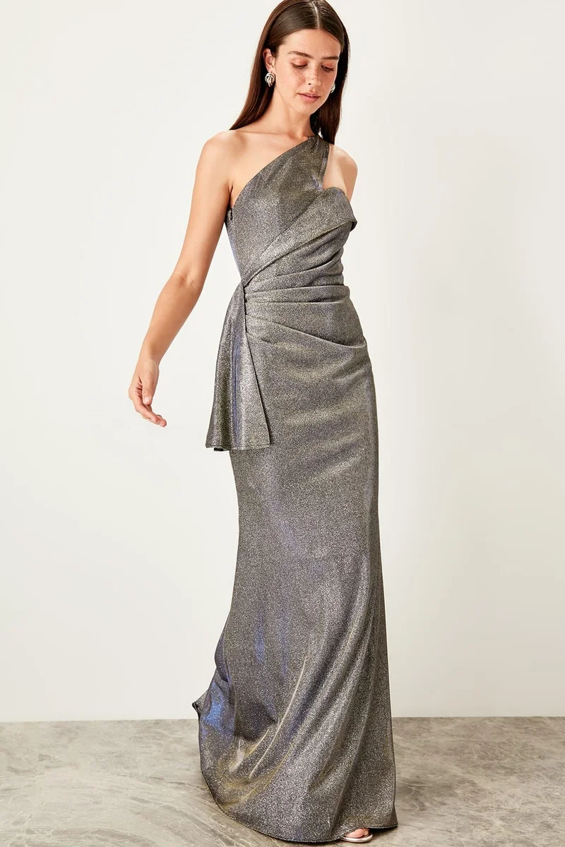 ترينديول Cut Out Shimmer Dress