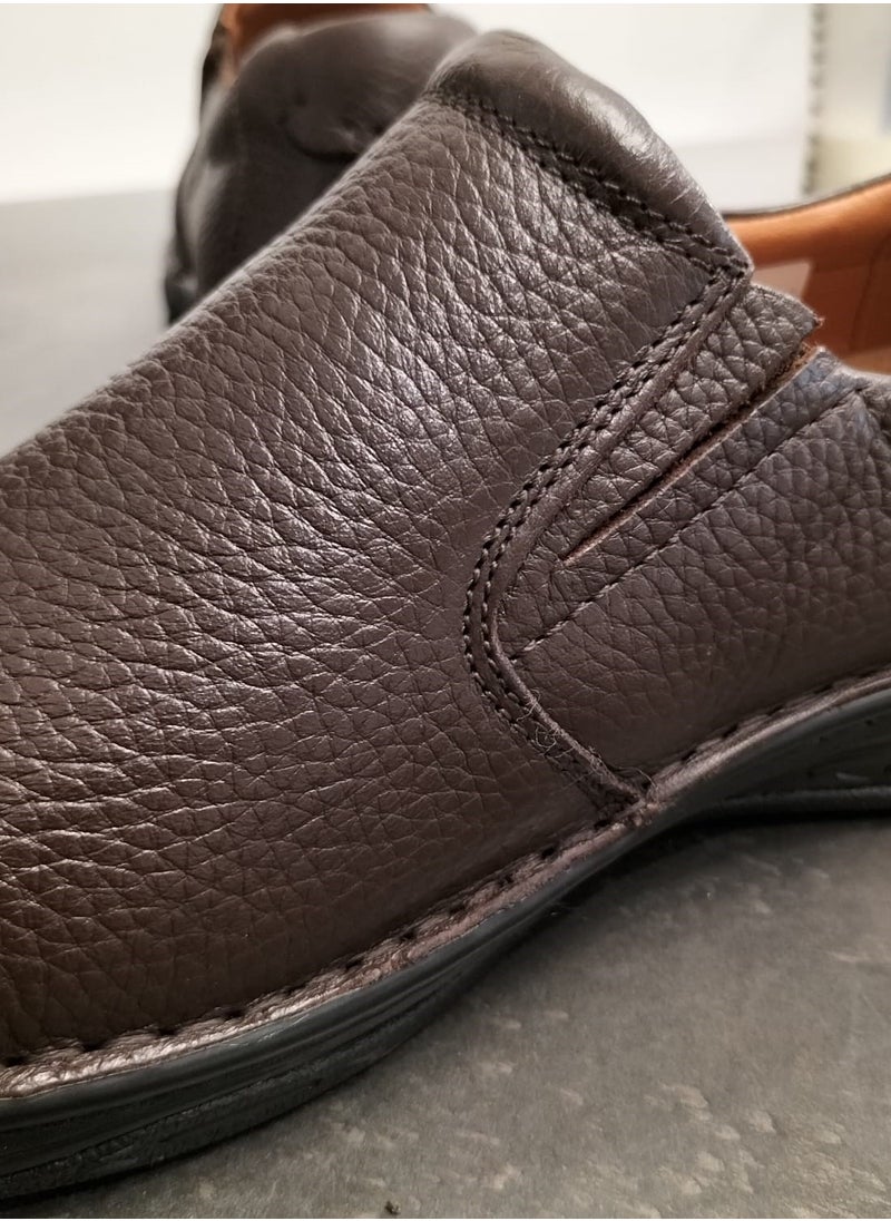 Generic - Hand Made shoes with comfort rubber sole and Medical Brush - Image 1