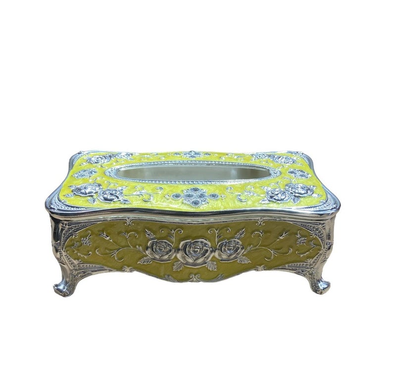 MERISH European Style Heavy Stainless Steel Tissue Box Luxurious Rose Napkin Cover- Elegant Design Tissue Holders Paper Holder Napkin Holder for Home Toilet Bath Home Decoration (Yellow) - Image 3