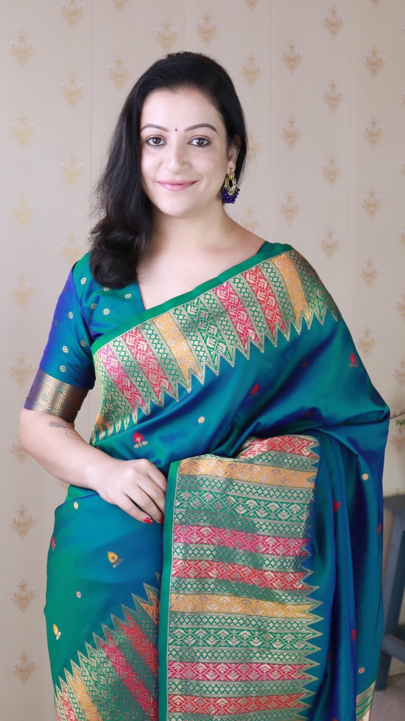 SGF11- Women's Kanjivaram Pure Soft Silk Handloom Saree Pure Golden Zari With Blouse Piece (Rama Green) - Image 3