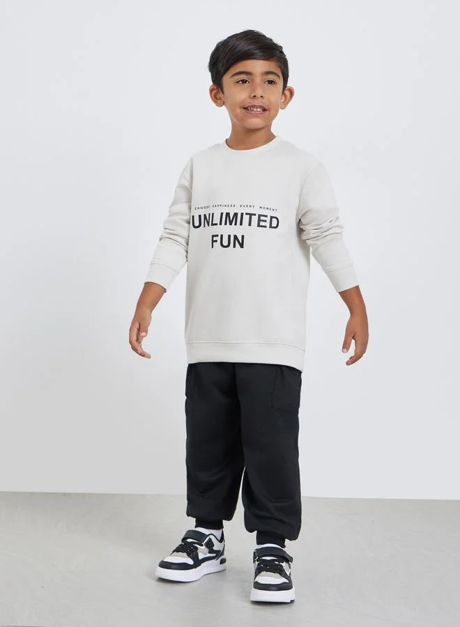 Styli Styli Boys Off White Graphic Print Relaxed Fit Sweatshirt