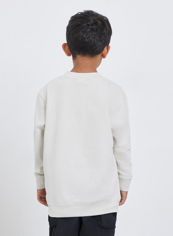 Styli Boys Off White Graphic Print Relaxed Fit Sweatshirt - Image 4