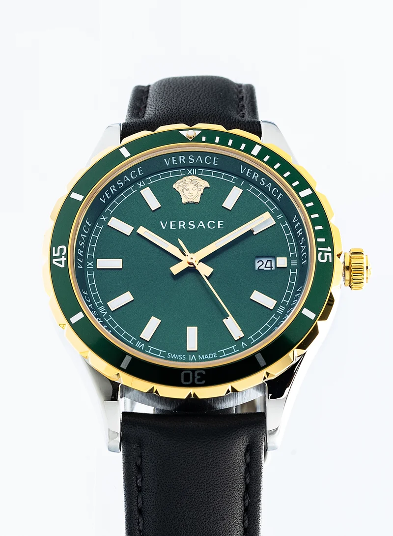 فيرزاتشي ساعة فيرساتشي هيلينيوم للرجال بقرص أخضر وهيكل من الفولاذ المقاوم للصدأ