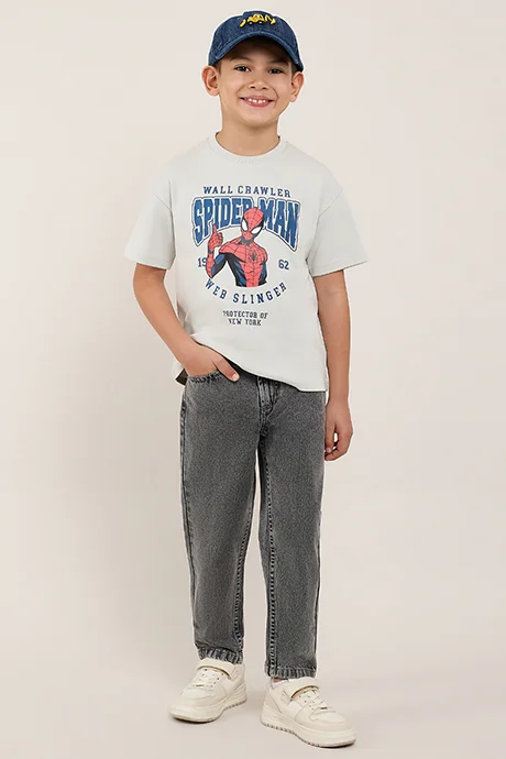 أر أند بي Spider-Man Print T-Shirt with Crew Neck and Short Sleeves