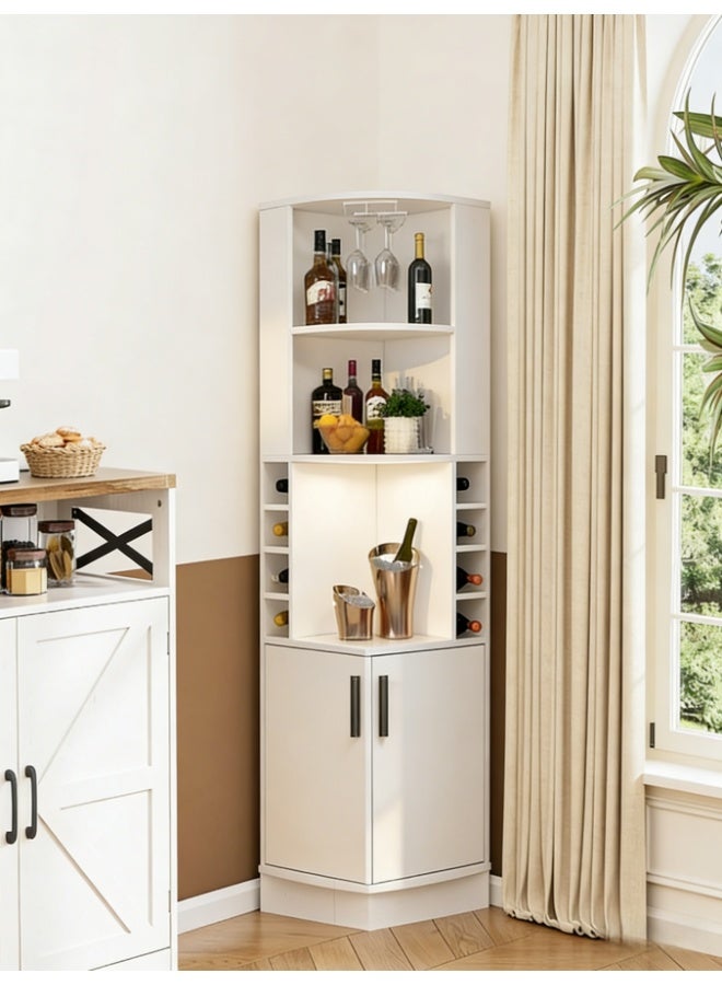 خزانة بار زاوية مع حامل زجاجي وباب الحظيرة، خزانة نبيذ ذات طراز بسيط حديث من 5 طبقات لتخزين المشروبات الكحولية والنبيذ، خزانة مشروبات زاوية لغرفة المعيشة، المطبخ، مساحة صغيرة (أبيض، JJ001) - Image 1