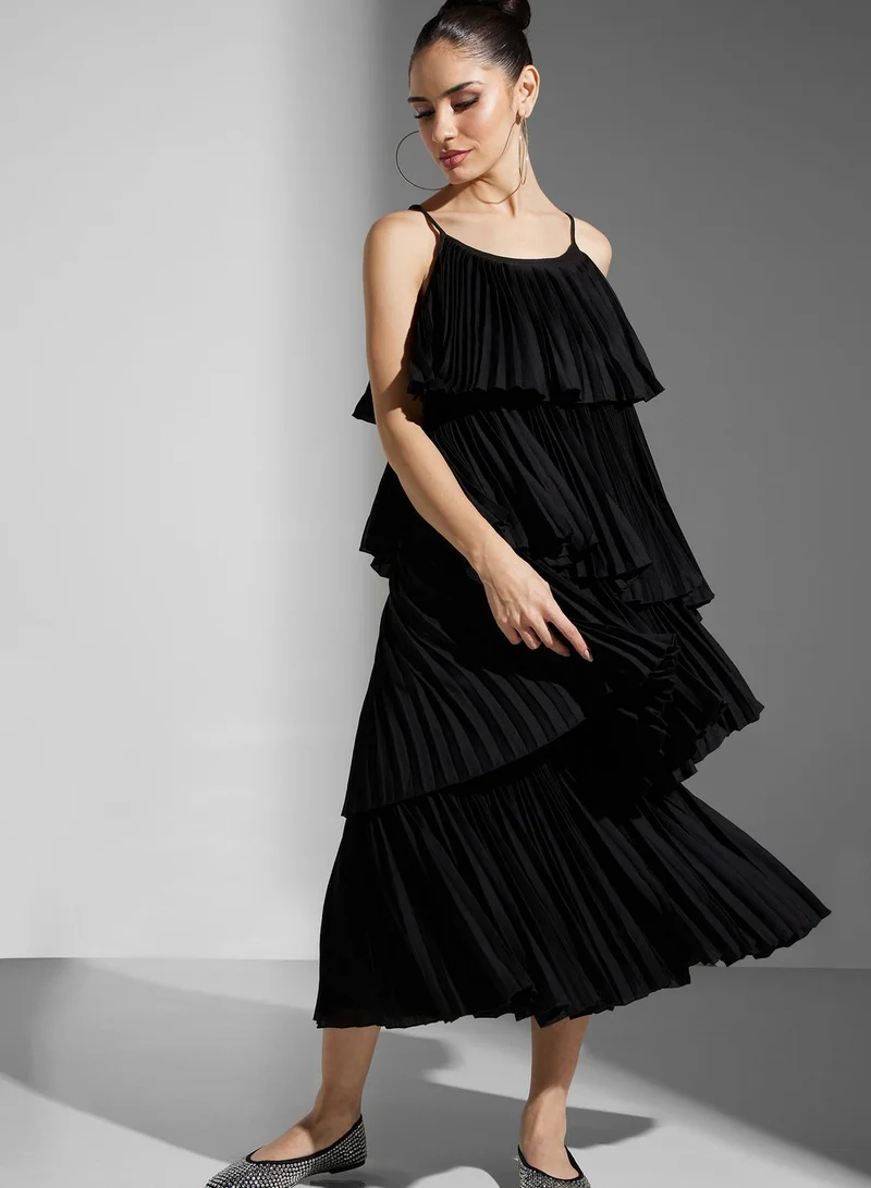 SINOIR Ruffle Plisse Dress