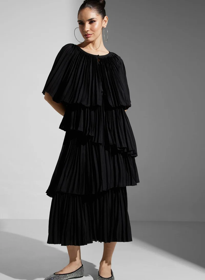 SINOIR Ruffle Plisse Dress